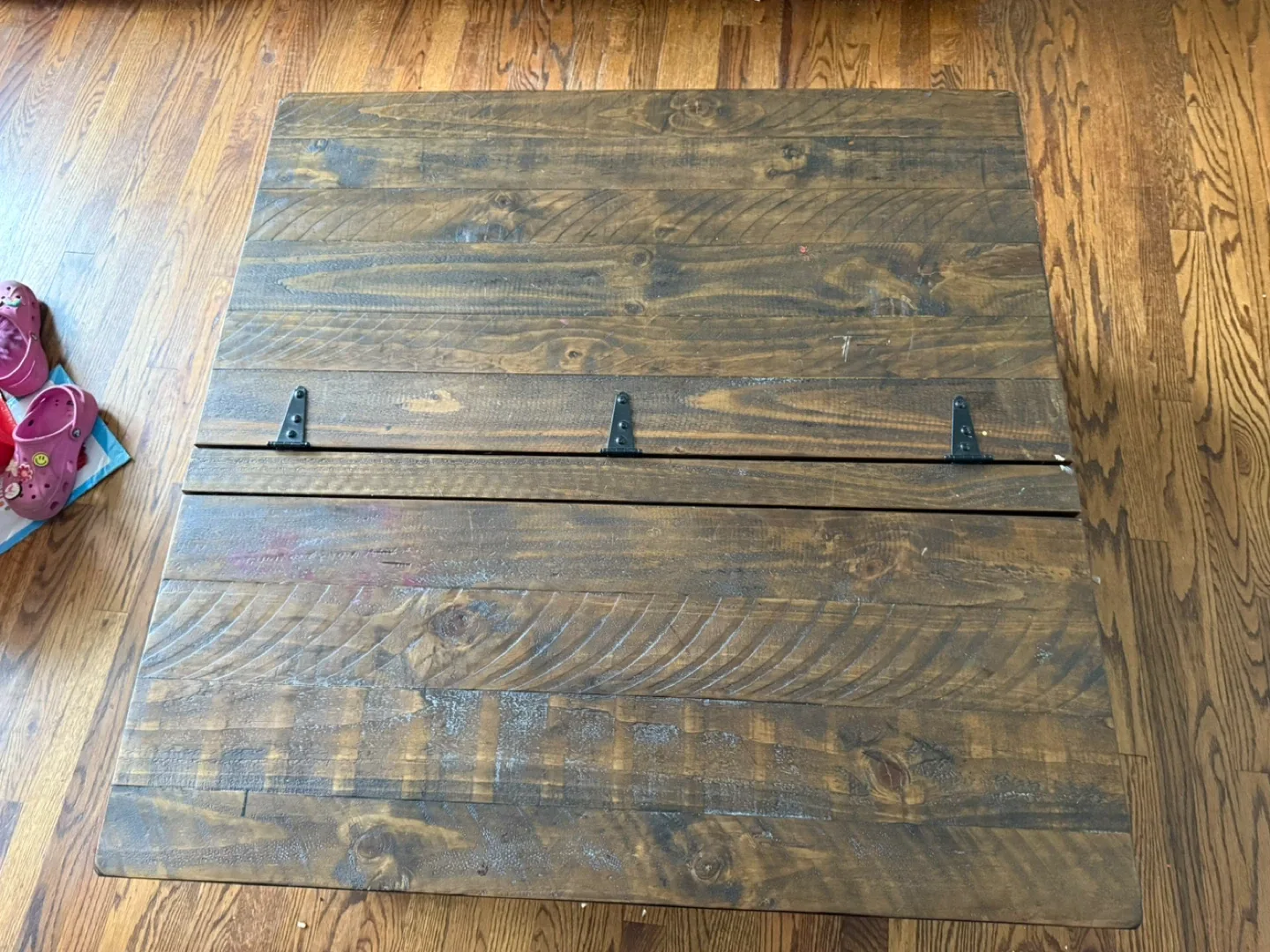 Wooden Lift Top Coffee Table image indicator(2)