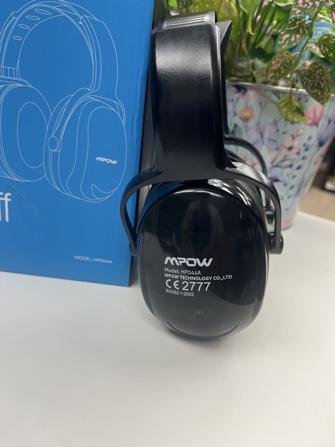 Mpow HP044A Ear Muffs SNR 36dB - New in Box!
