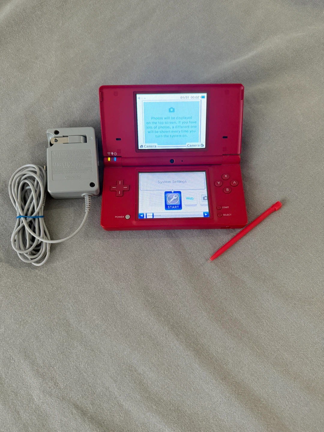 Nintendo DS Lot - Silver & Red Consoles + Games - photo 2