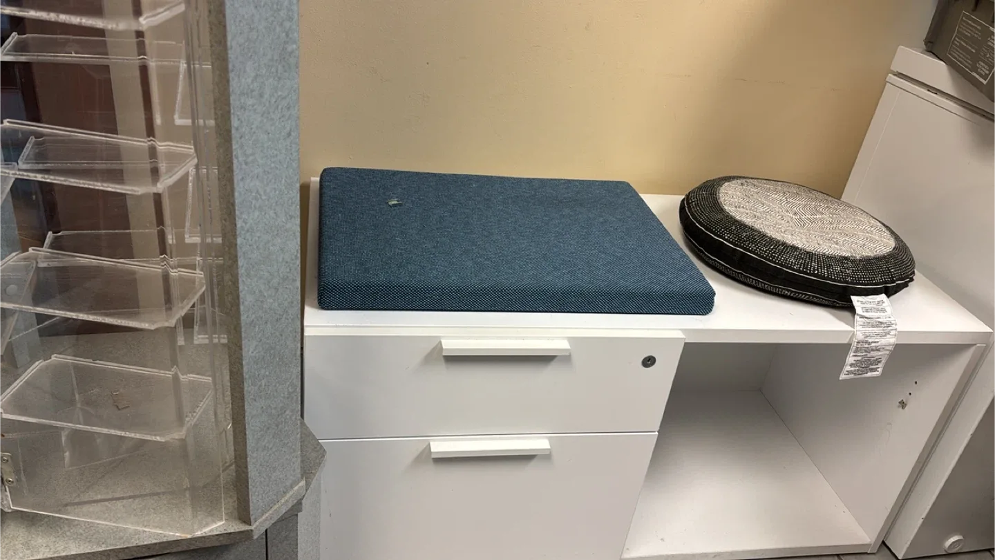 Storage Liquidation Sale 325 Weston rd unit 1d image indicator(3)