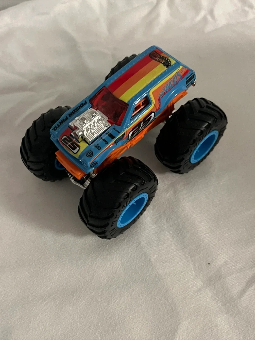 Hot Wheels Monster Truck - Poison Pinto thumbnail