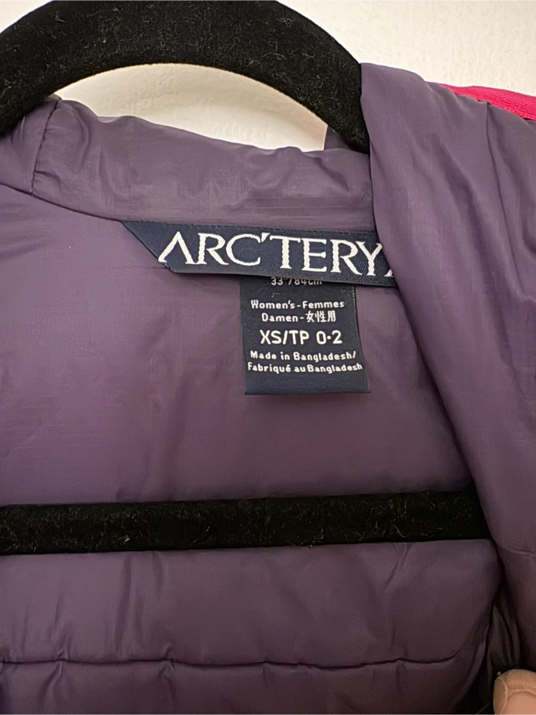 Arc'teryx Women's Jacket XS Orange image indicator(4)