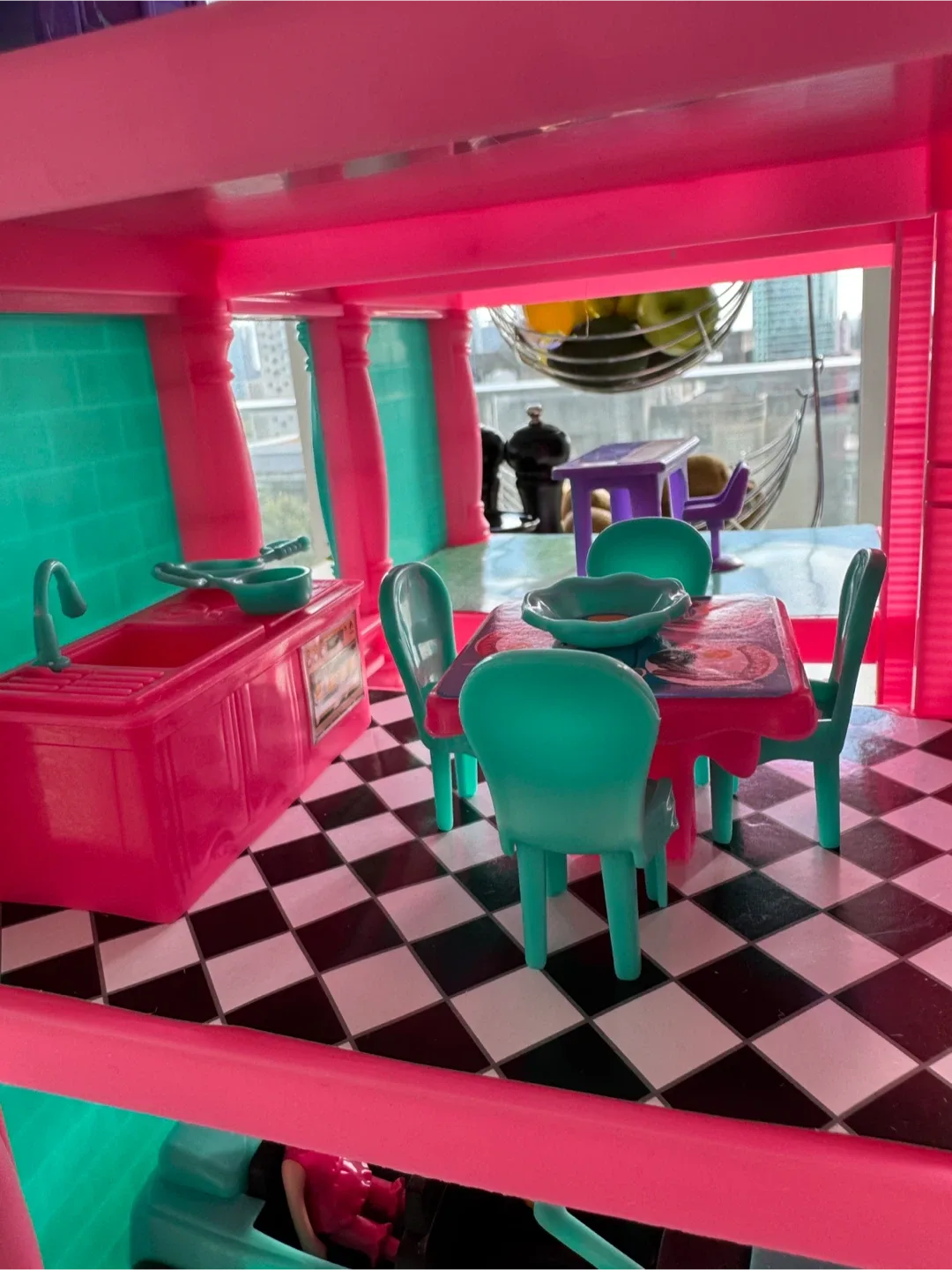 Dollhouse with Furniture image indicator(5)