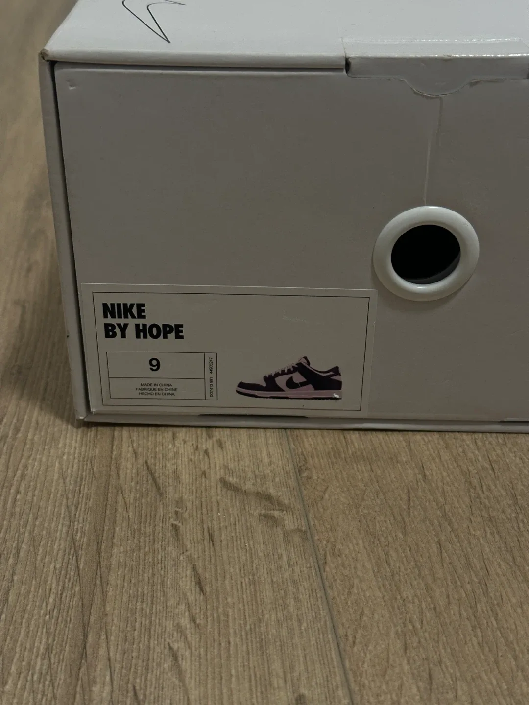 Nike Dunk Low Panda (Nike by You, Size 9) image indicator(8)