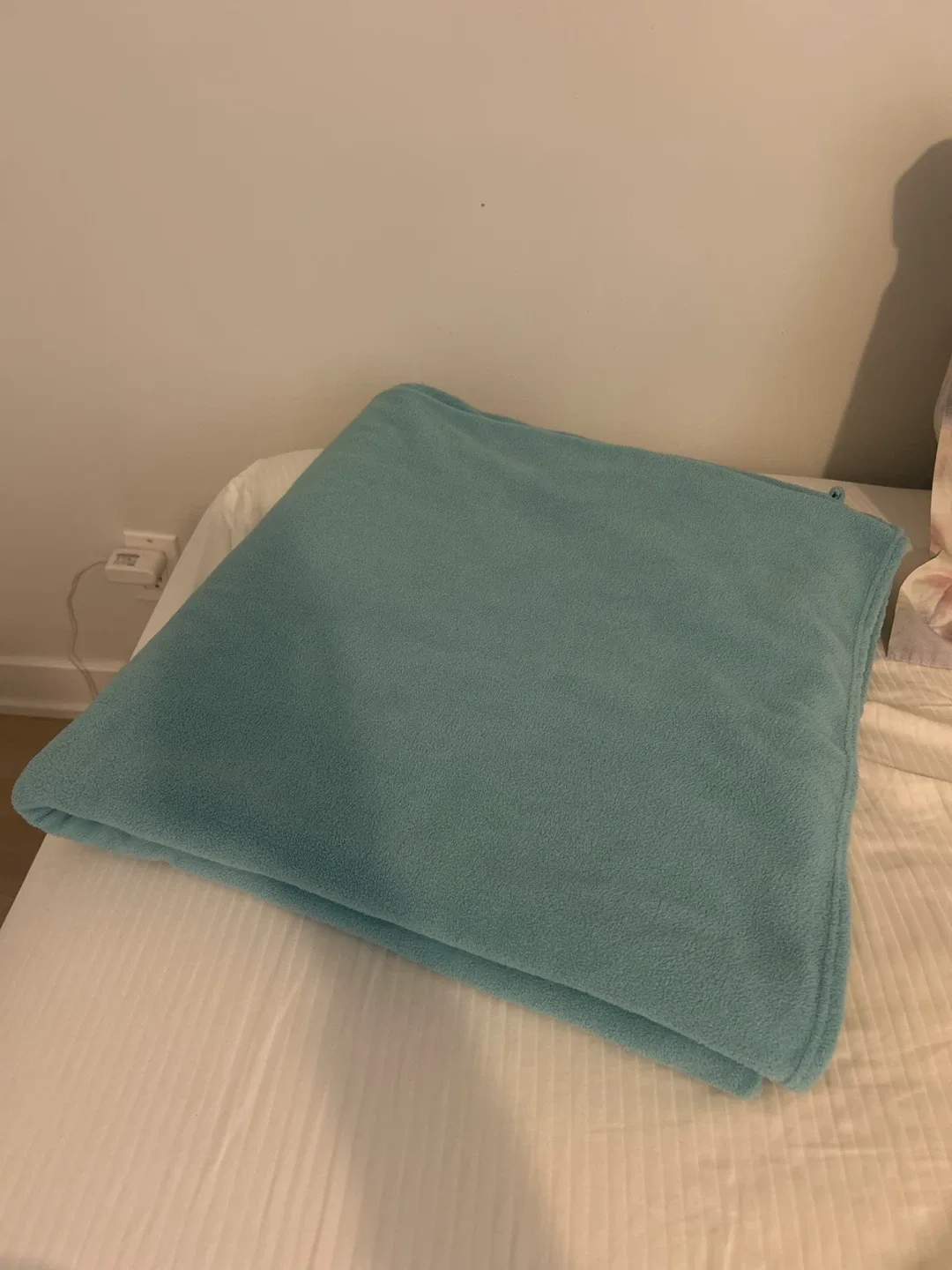 Soft Blue Queen Size Blanket 🧡 thumbnail