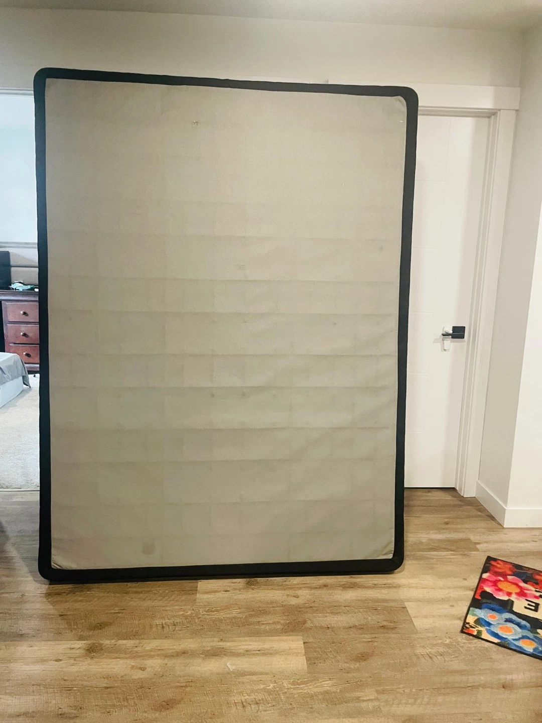 Free Queen Mattress & memory foam also box spring to buy - photo 2