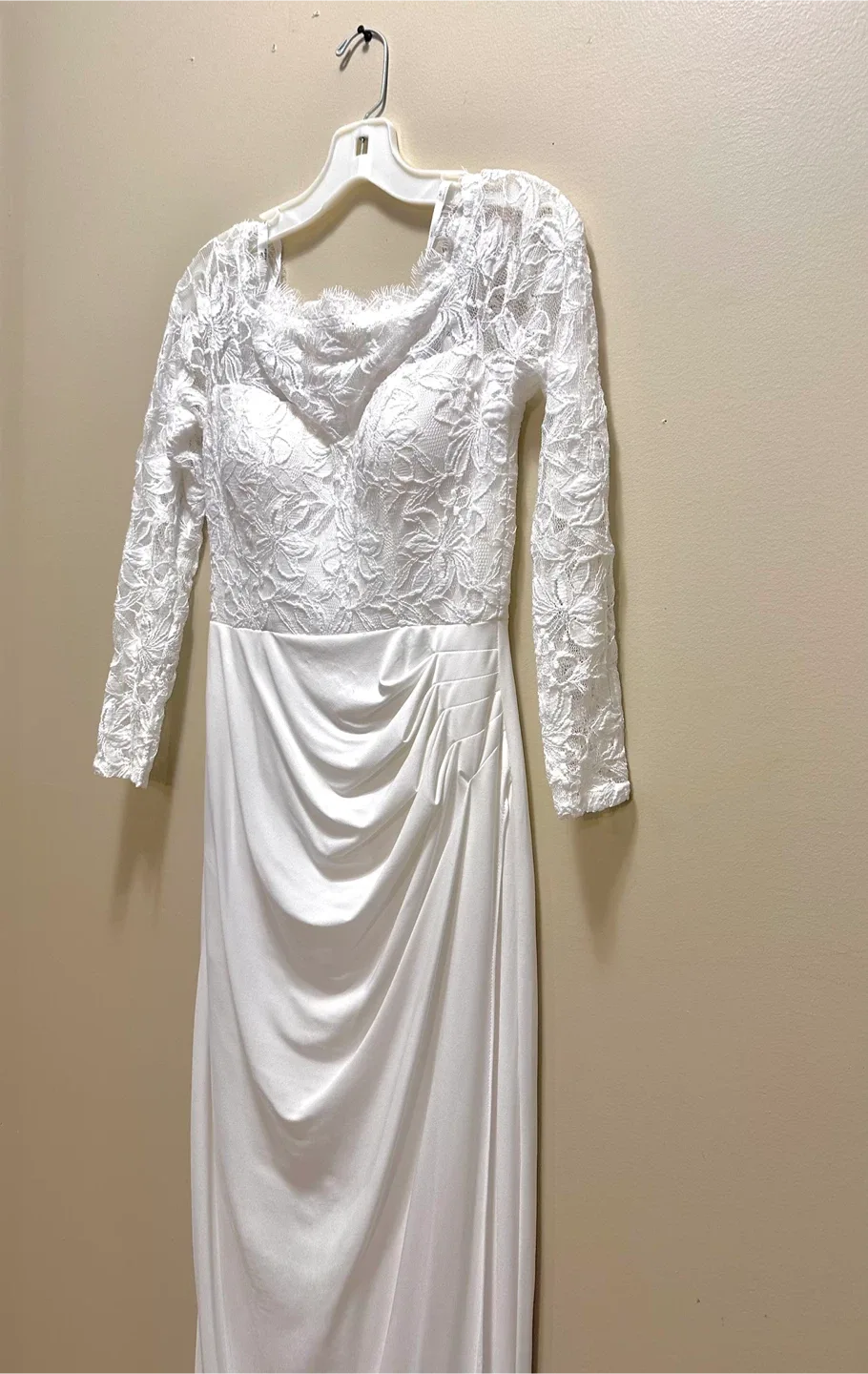 White Sleeve Dress image indicator(2)