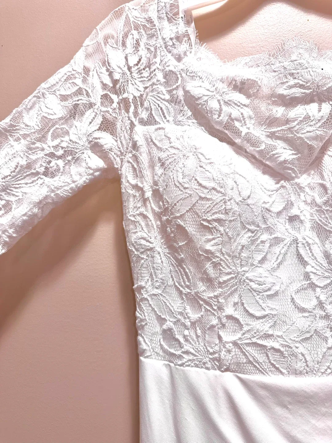 White Sleeve Dress image indicator(3)