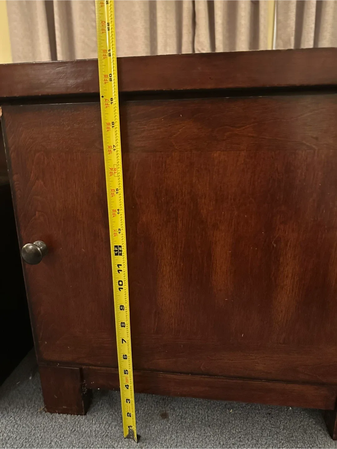 Coffee Table with Glass Inserts, Cabinets & Ottomans image indicator(6)