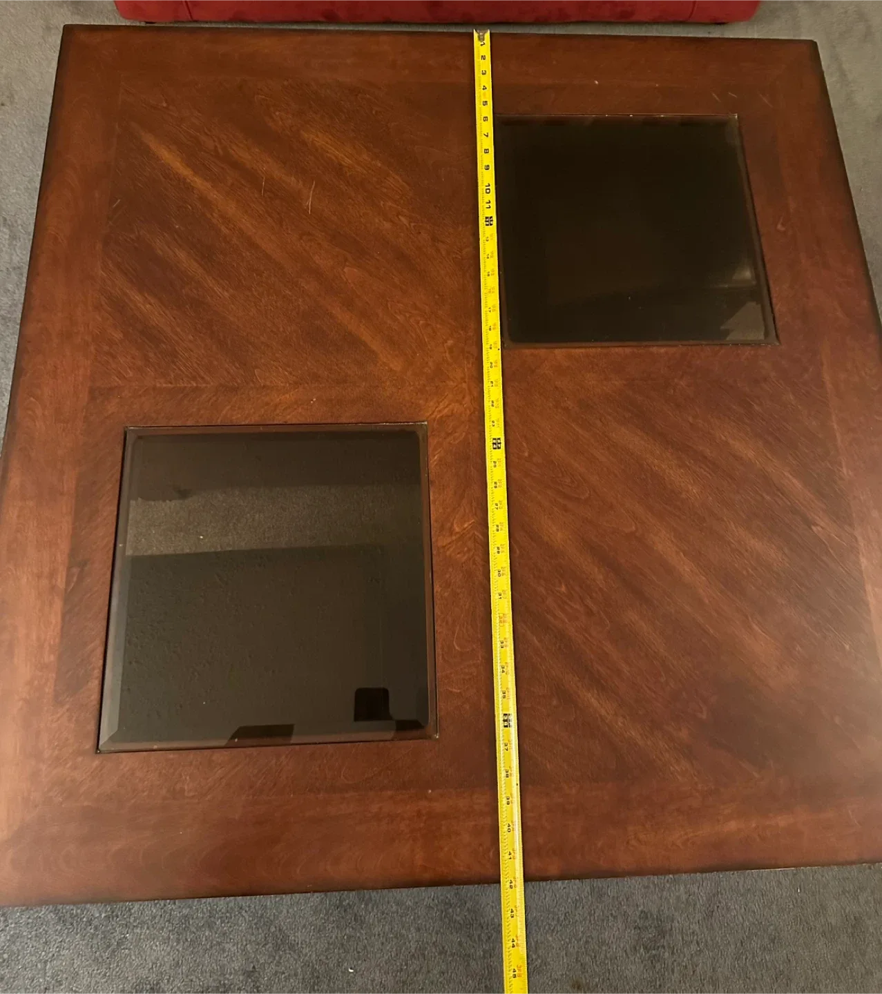 Coffee Table with Glass Inserts, Cabinets & Ottomans image indicator(7)