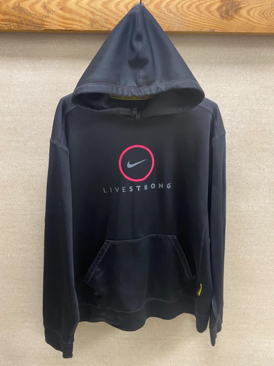 Nike LIVESTRONG Black Hot Pink Thermal Fit Hoodie - XL