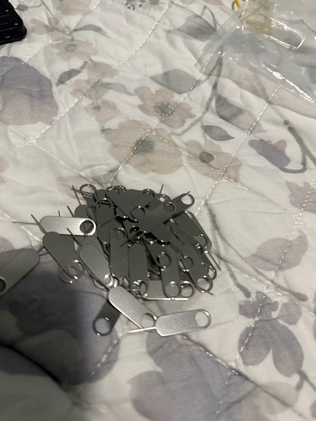 SIM Card Removal Tools  llave de sim