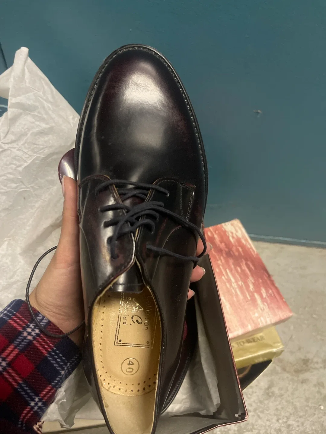 A.E. Collection Burgundy Dress Shoes - Size 40 image indicator(2)