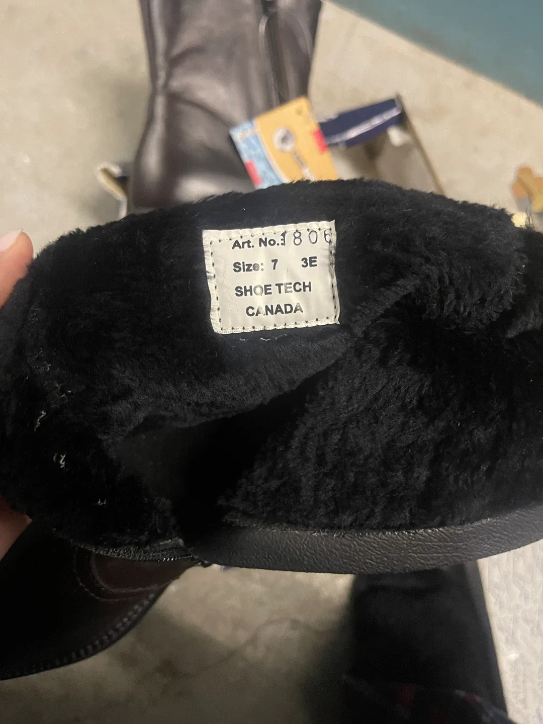 Shoe Tech Canada Leather Boots - Size 7 - NEW image indicator(3)