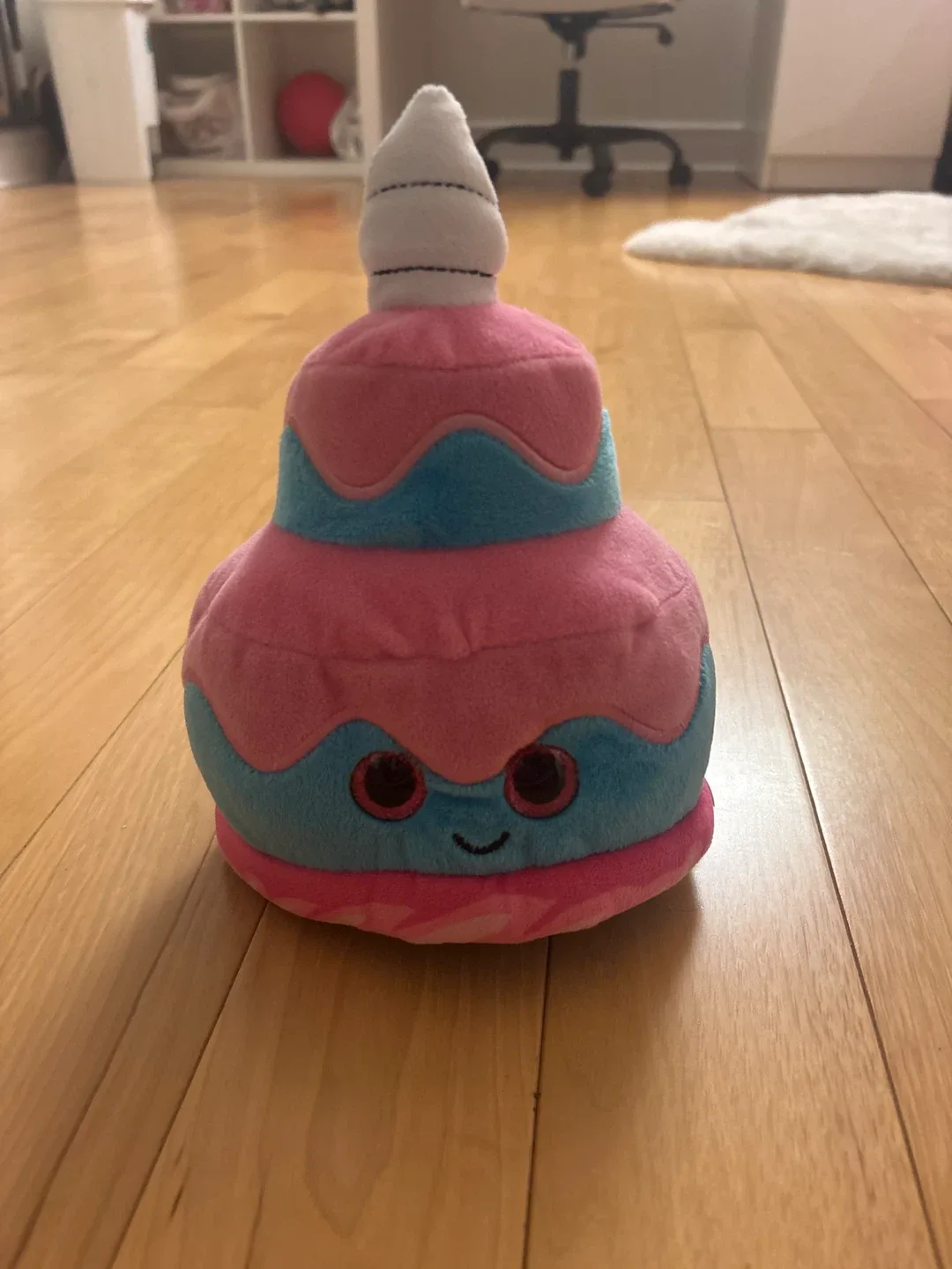 Cute Plush Cake Toy thumbnail