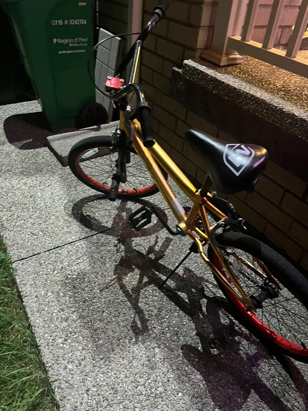 Wethepeople BMX Bike - Gold & Red image indicator(2)