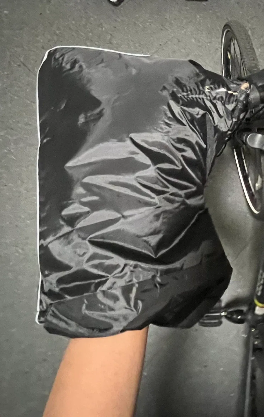 Black Bicycle Handlebar Mittens guantes para el frío