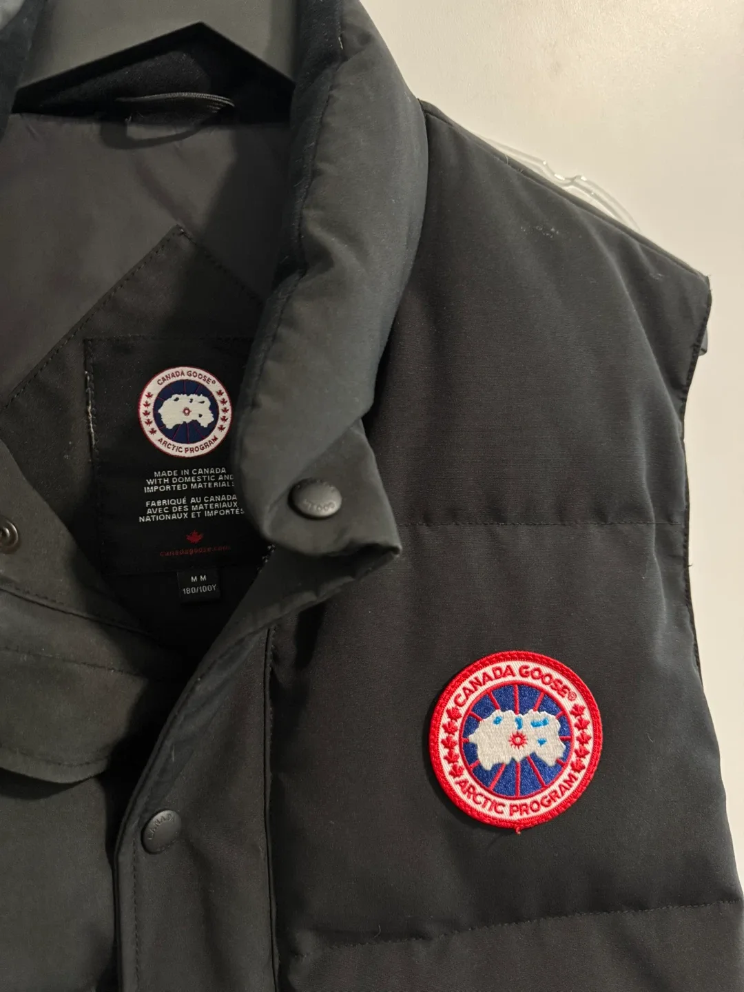 Canada Goose Freestyle Crew Vest — Medium Black (Classic Logo) image indicator(2)