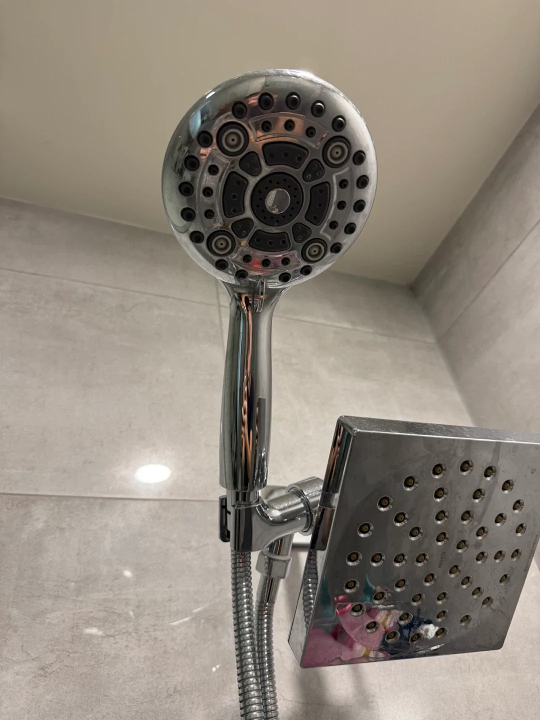Shower Head with Hose and Mount thumbnail