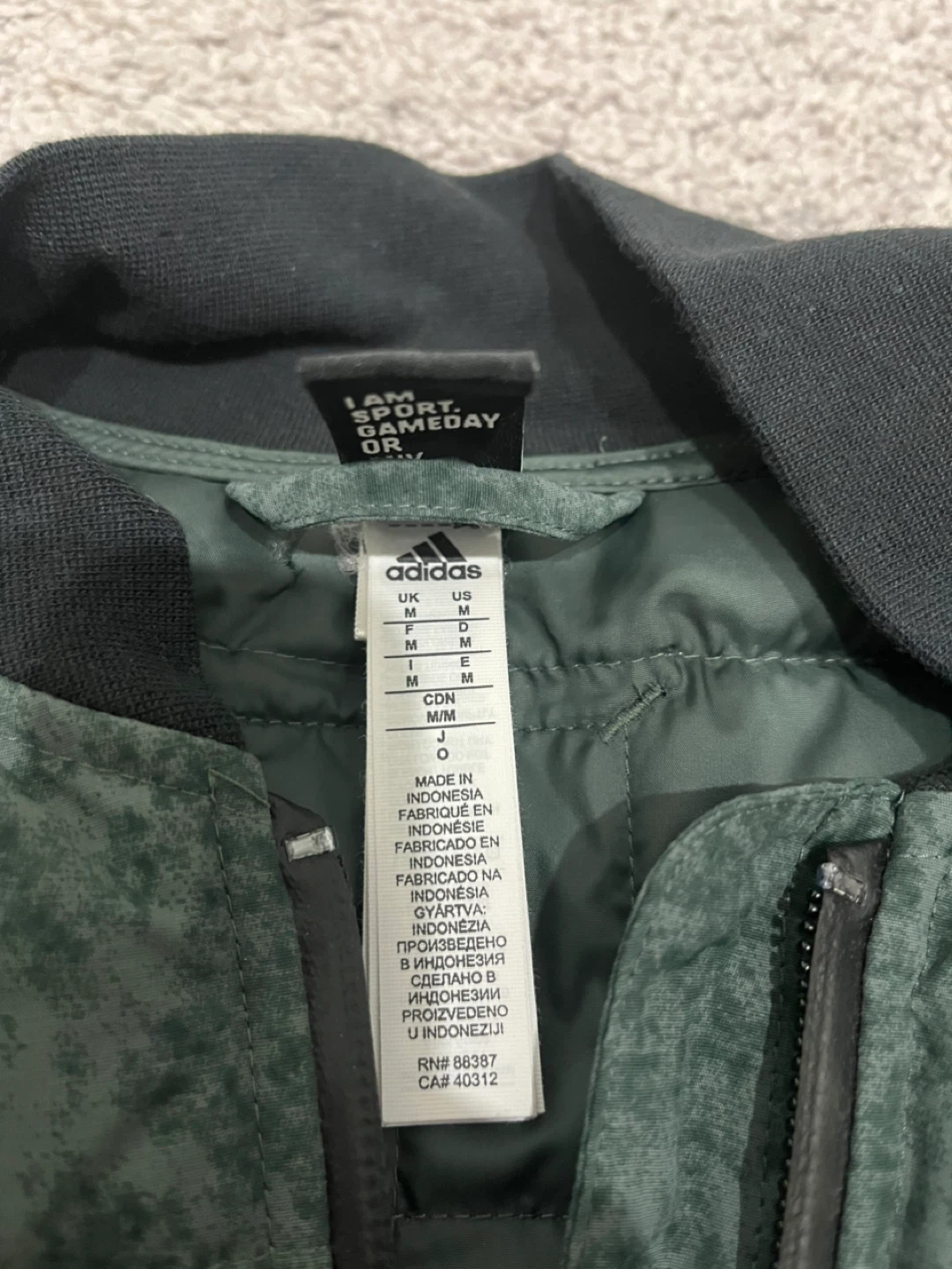 Adidas Vest Size M - photo 3