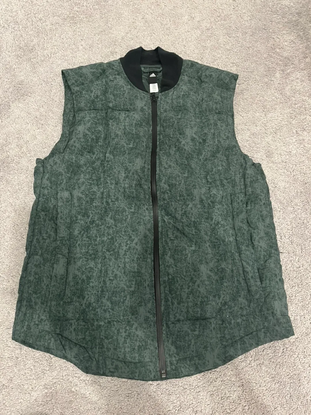 Adidas Vest Size M thumbnail
