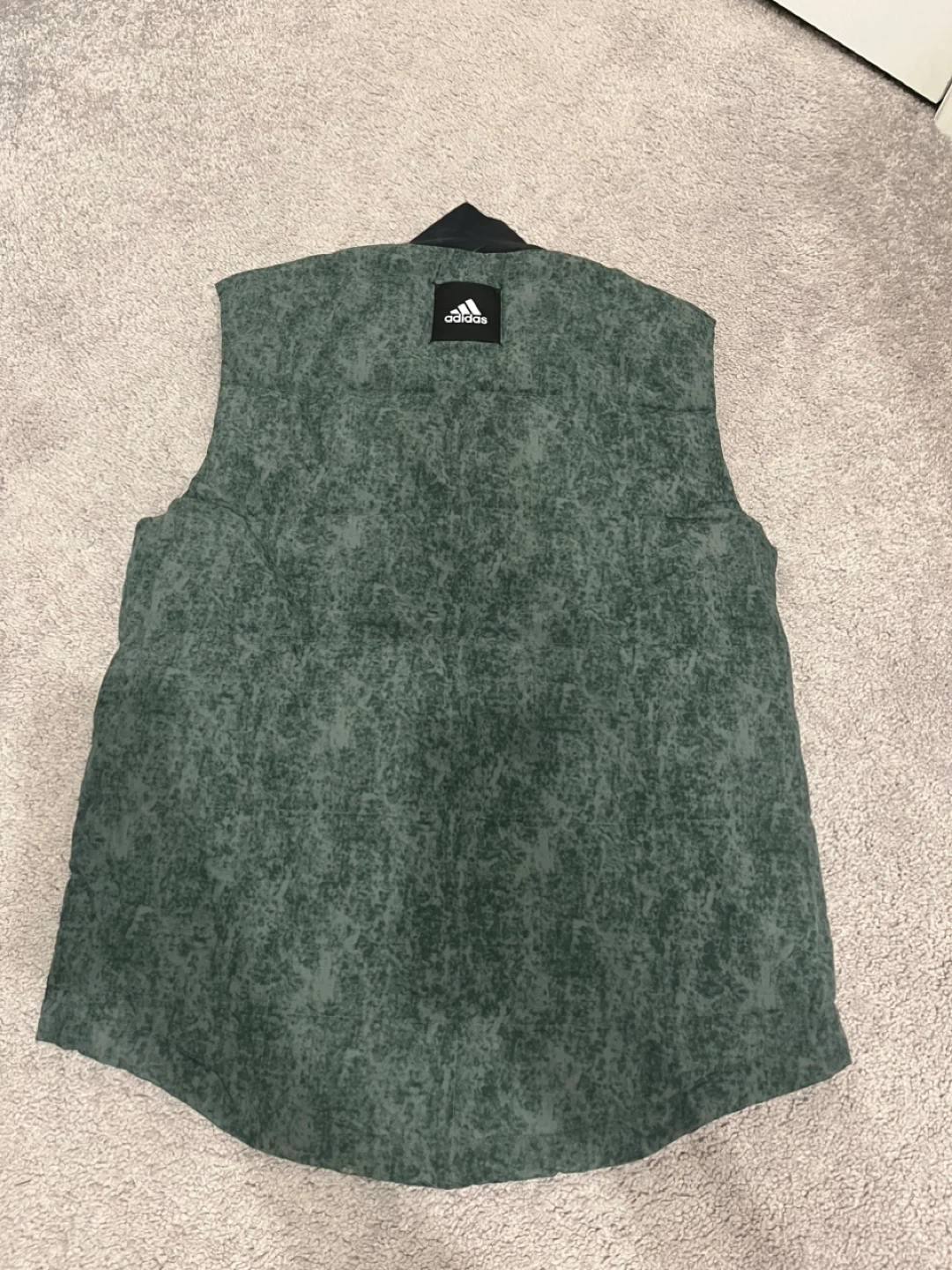 Adidas Vest Size M - photo 2