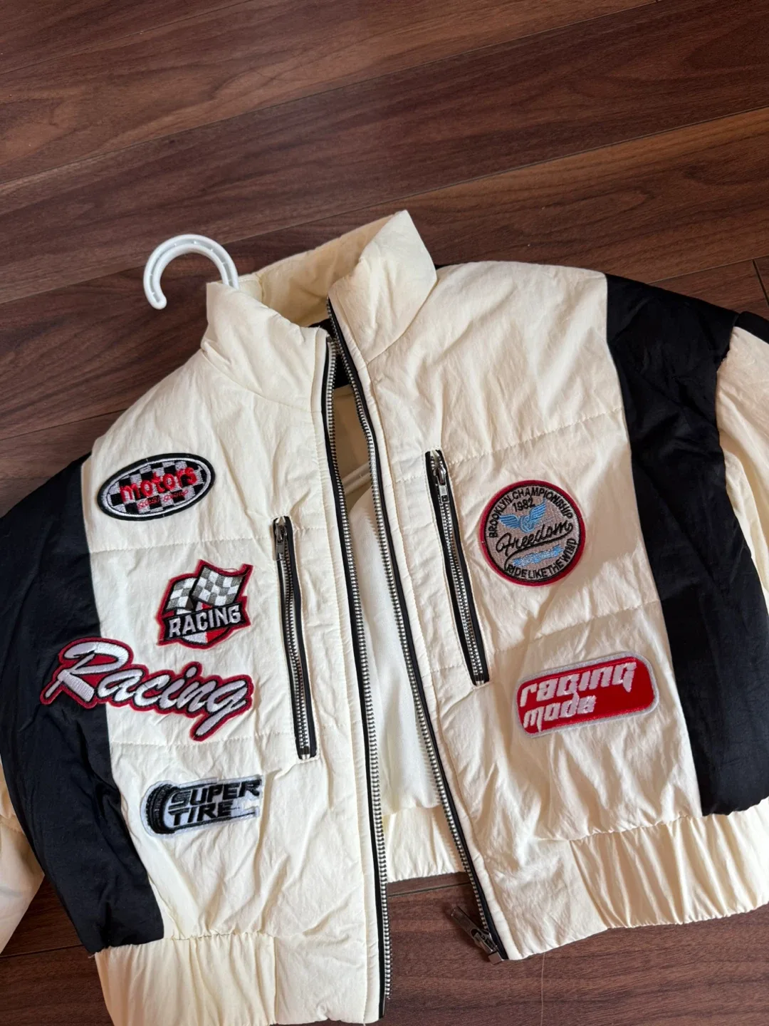 Racing Style Cropped Jacket image indicator(2)
