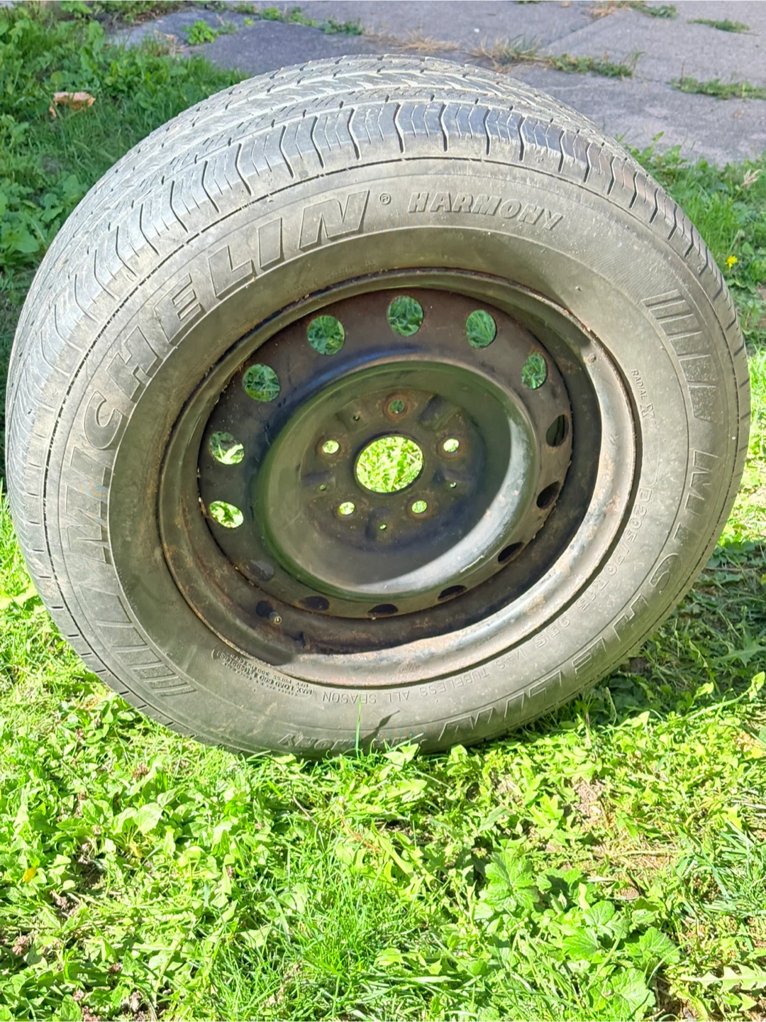 Michelin Harmony P205/70R15 Tire with Steel Rim