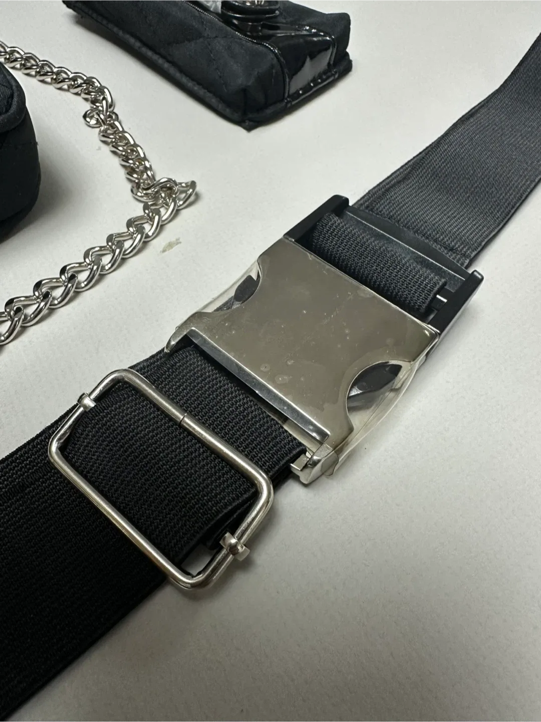 Paris Hilton Black Quilted Crossbody Bag image indicator(3)