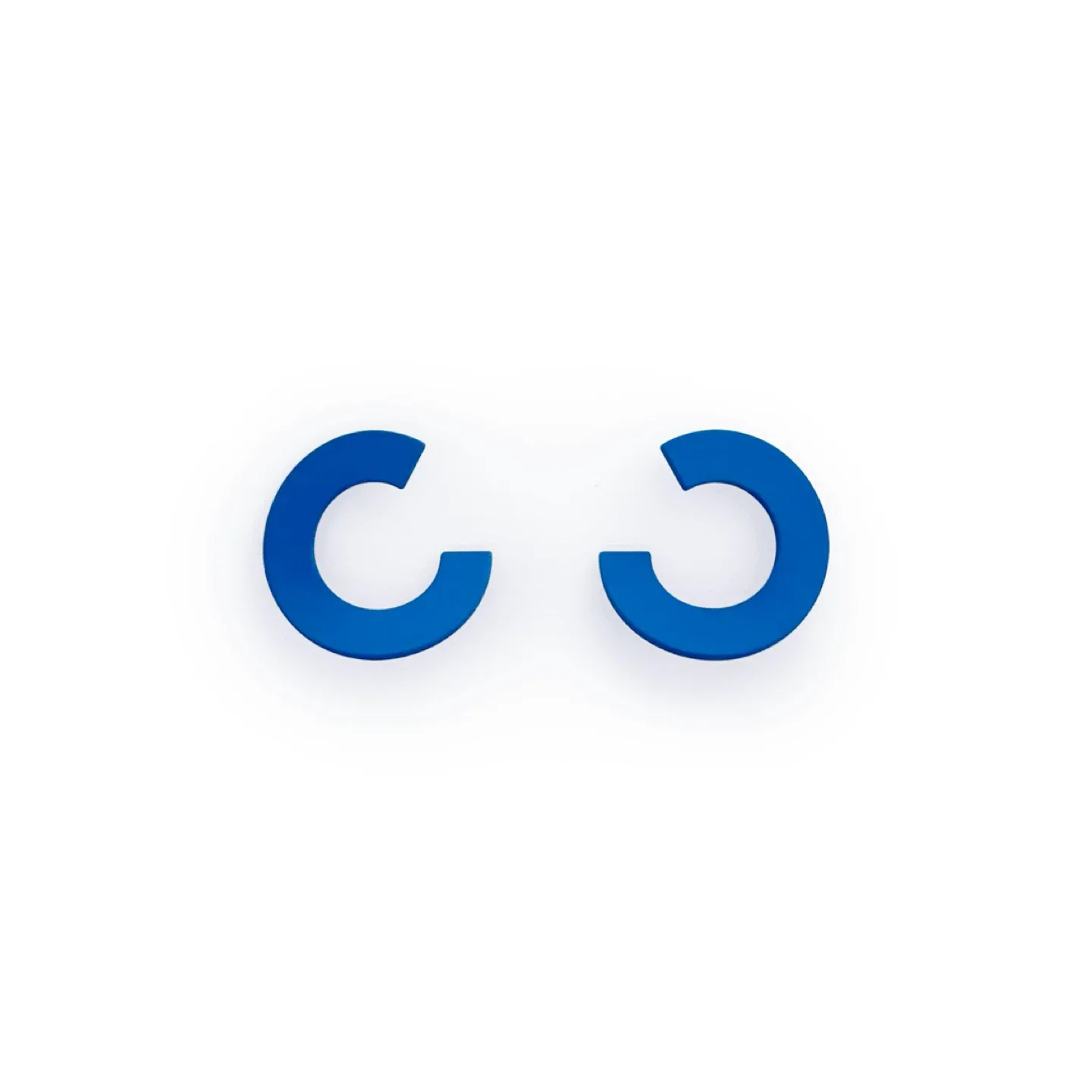 COS Twisted Circle-Cut Stud Earrings thumbnail