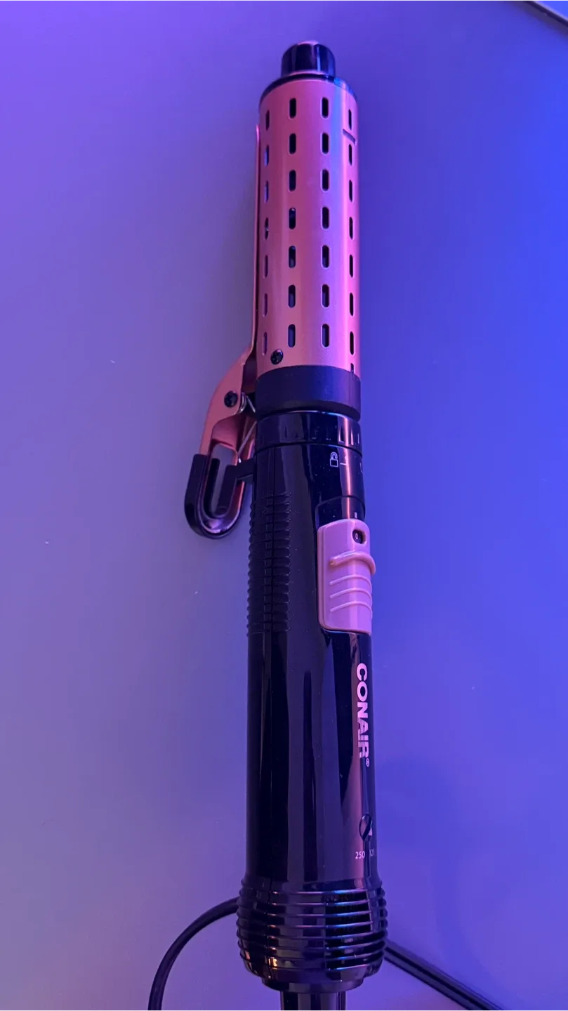 Conair Hot Air Styling Brush image indicator(3)