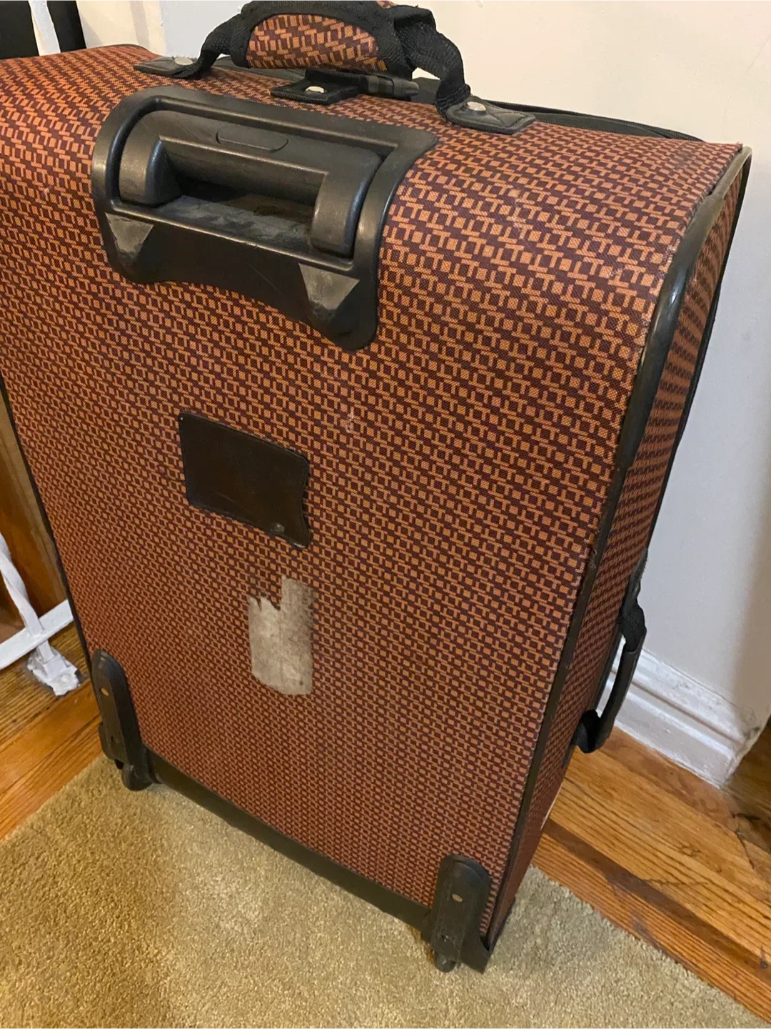 Two Suitcases- 27L x 18W x 9B inches image indicator(9)