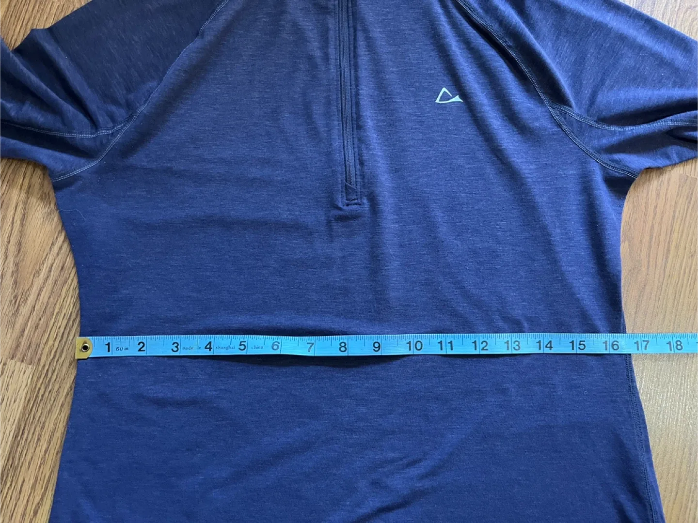 Paradox women’s medium merino blend base layer top, purple image indicator(6)