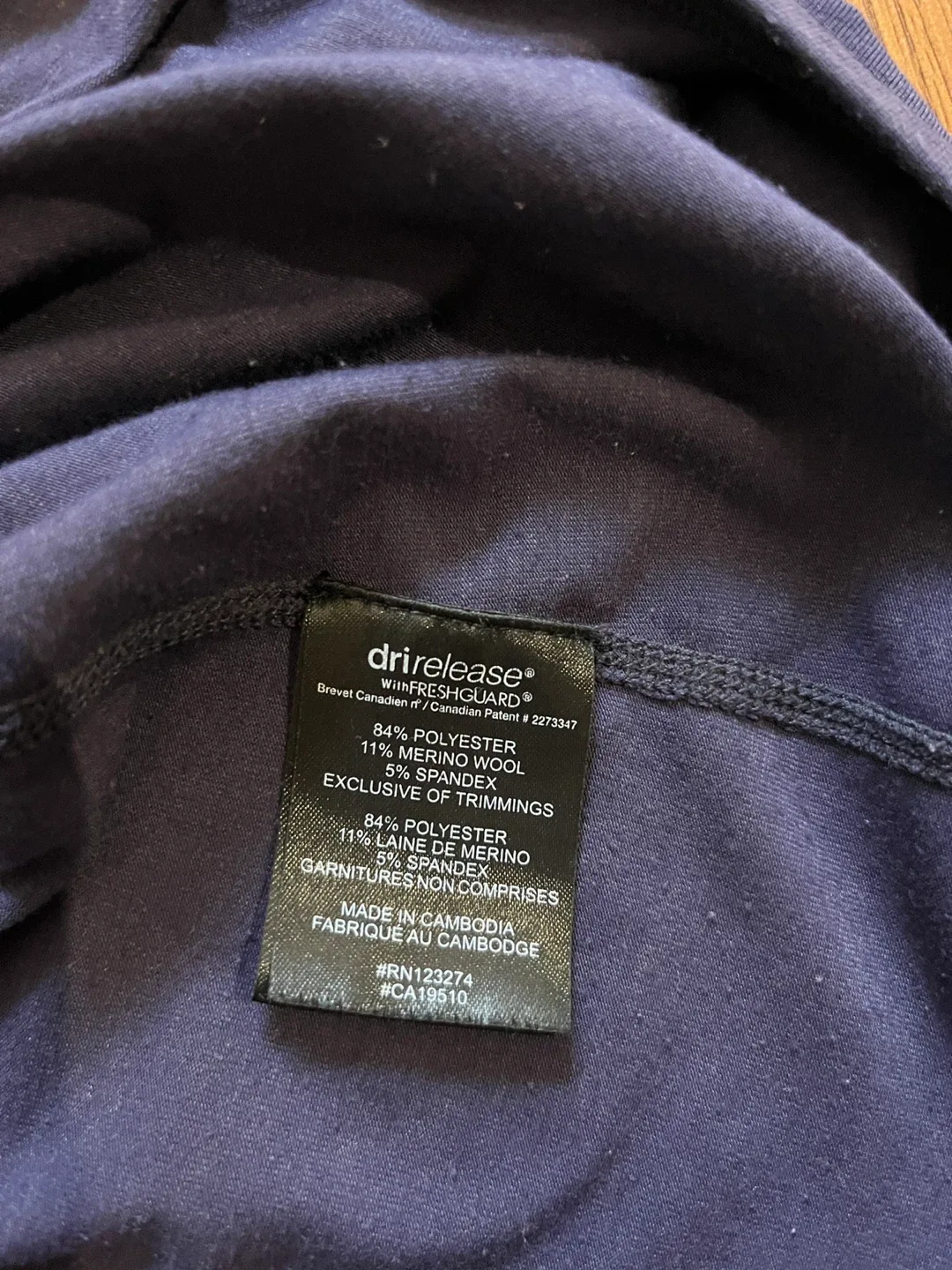 Paradox women’s medium merino blend base layer top, purple image indicator(9)