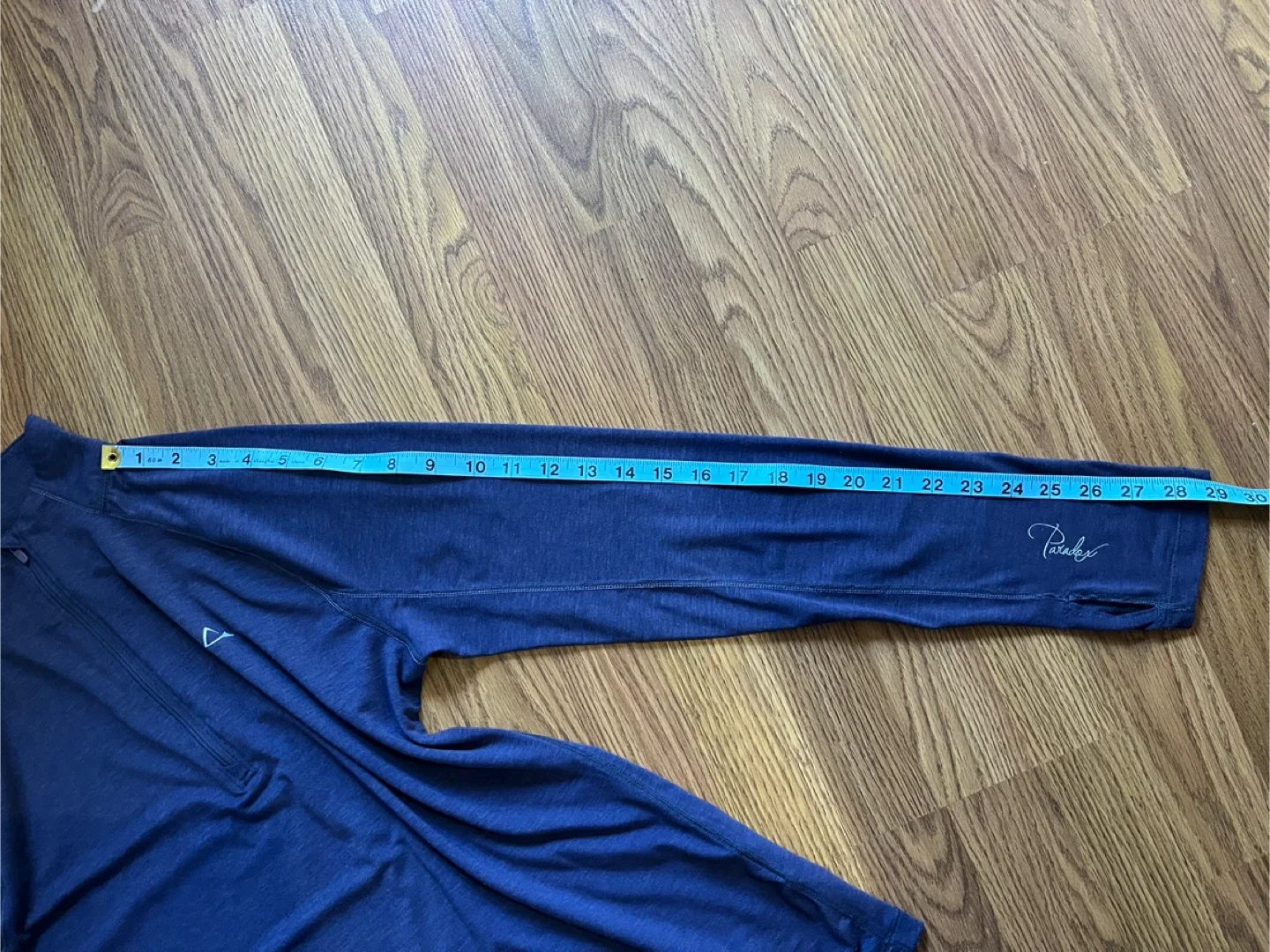 Paradox women’s medium merino blend base layer top, purple image indicator(8)