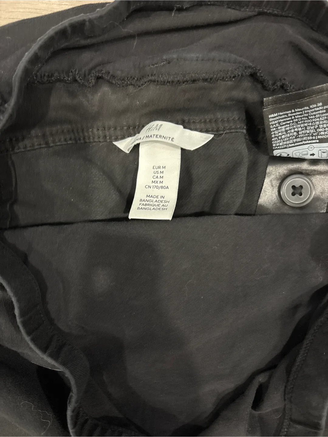 H&M Mama Maternity Jeans - Size M image indicator(5)