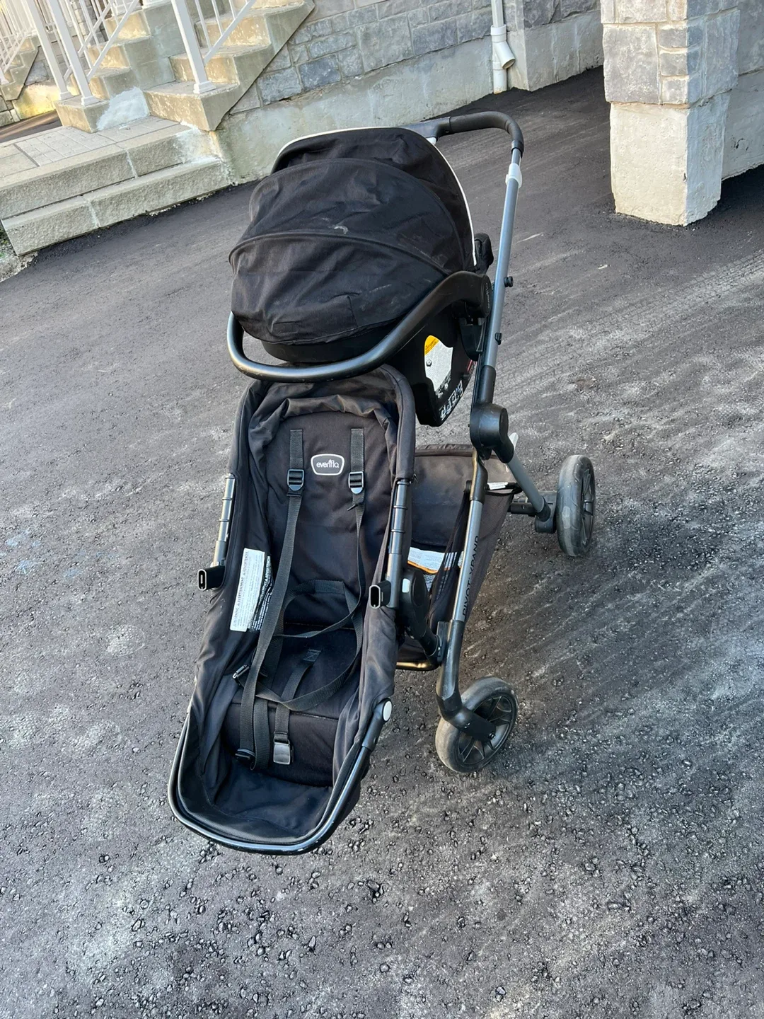 Evenflo Pivot Xpand Travel System Stroller image indicator(2)