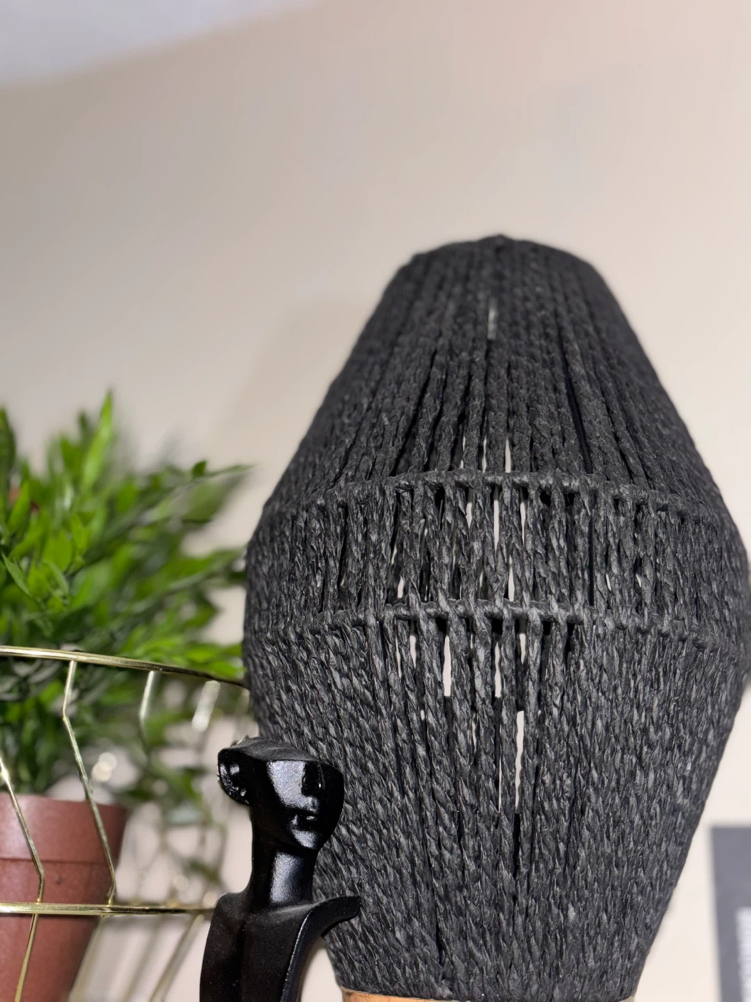 Black Woven Table Lamp - photo 3