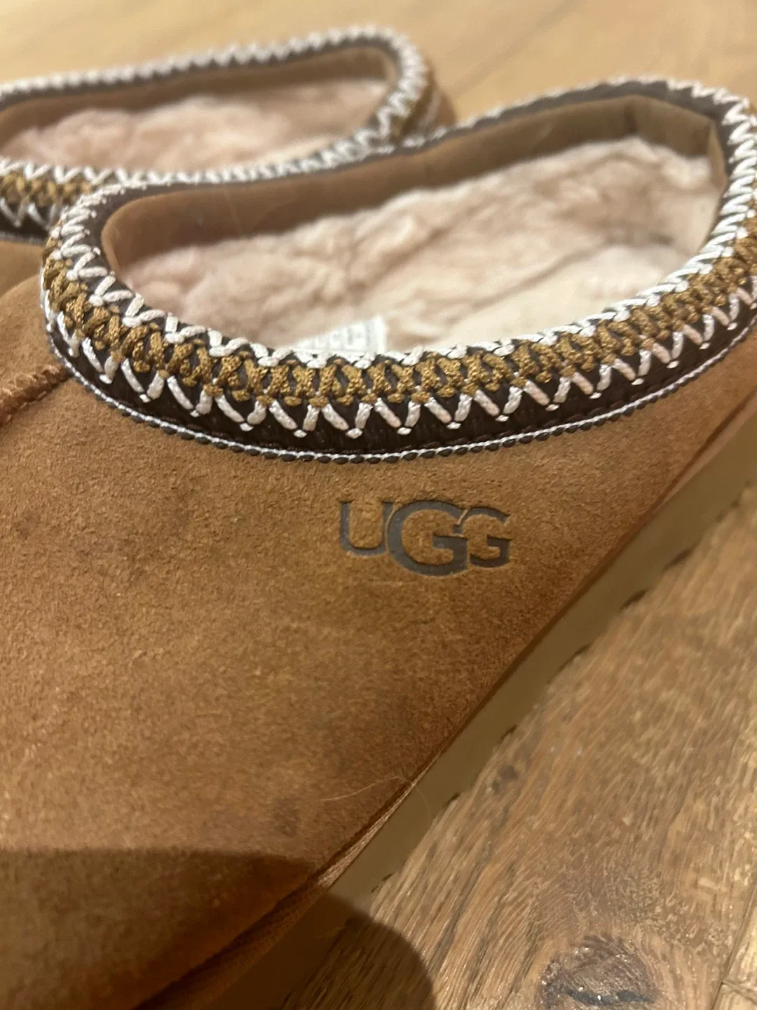 UGG Women's Tasman Slipper image indicator(3)