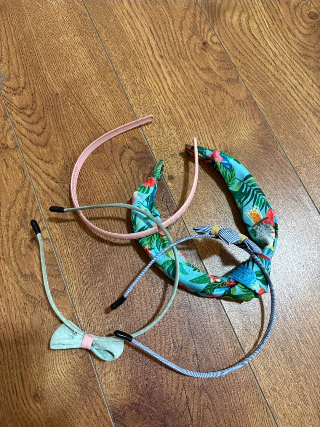 Headbands & Comb image indicator(2)