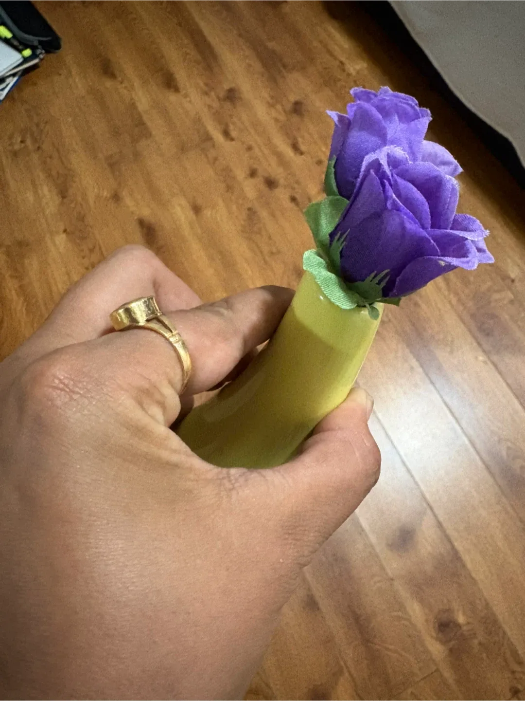 Small Yellow Vase with Purple Flowers image indicator(2)