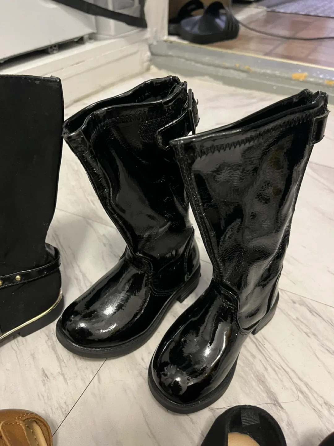 Girls' Shoes Bundle: Nordstrom, Old Navy, Fila image indicator(7)