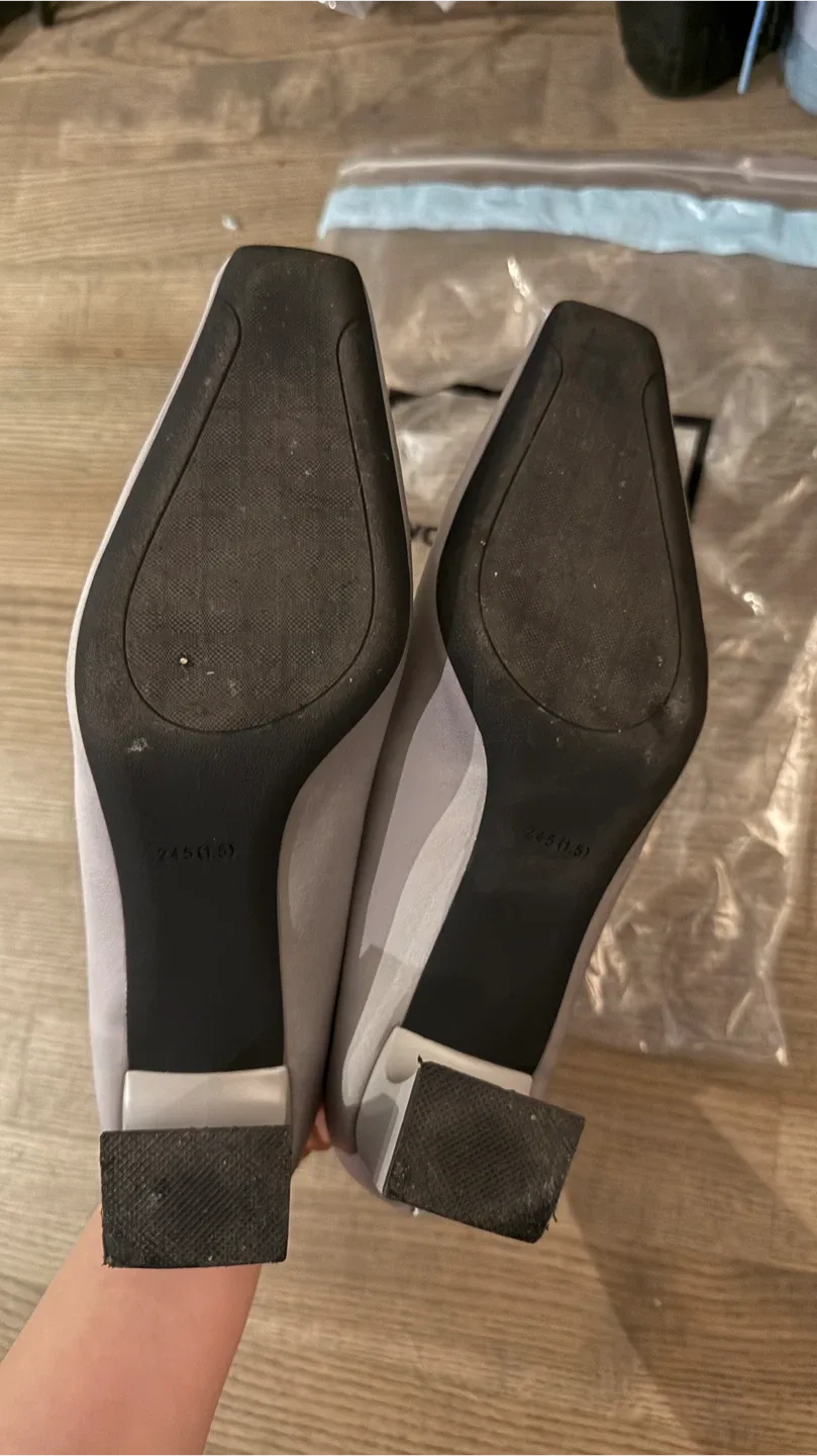 Satin Elegant Grey Heels image indicator(5)