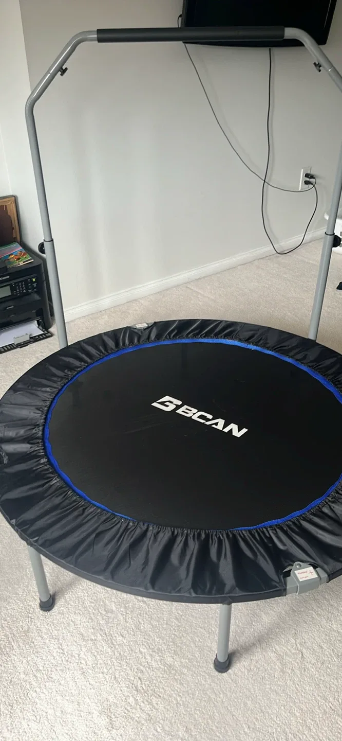 BCAN 40"/48" Foldable Mini Trampoline image indicator(3)