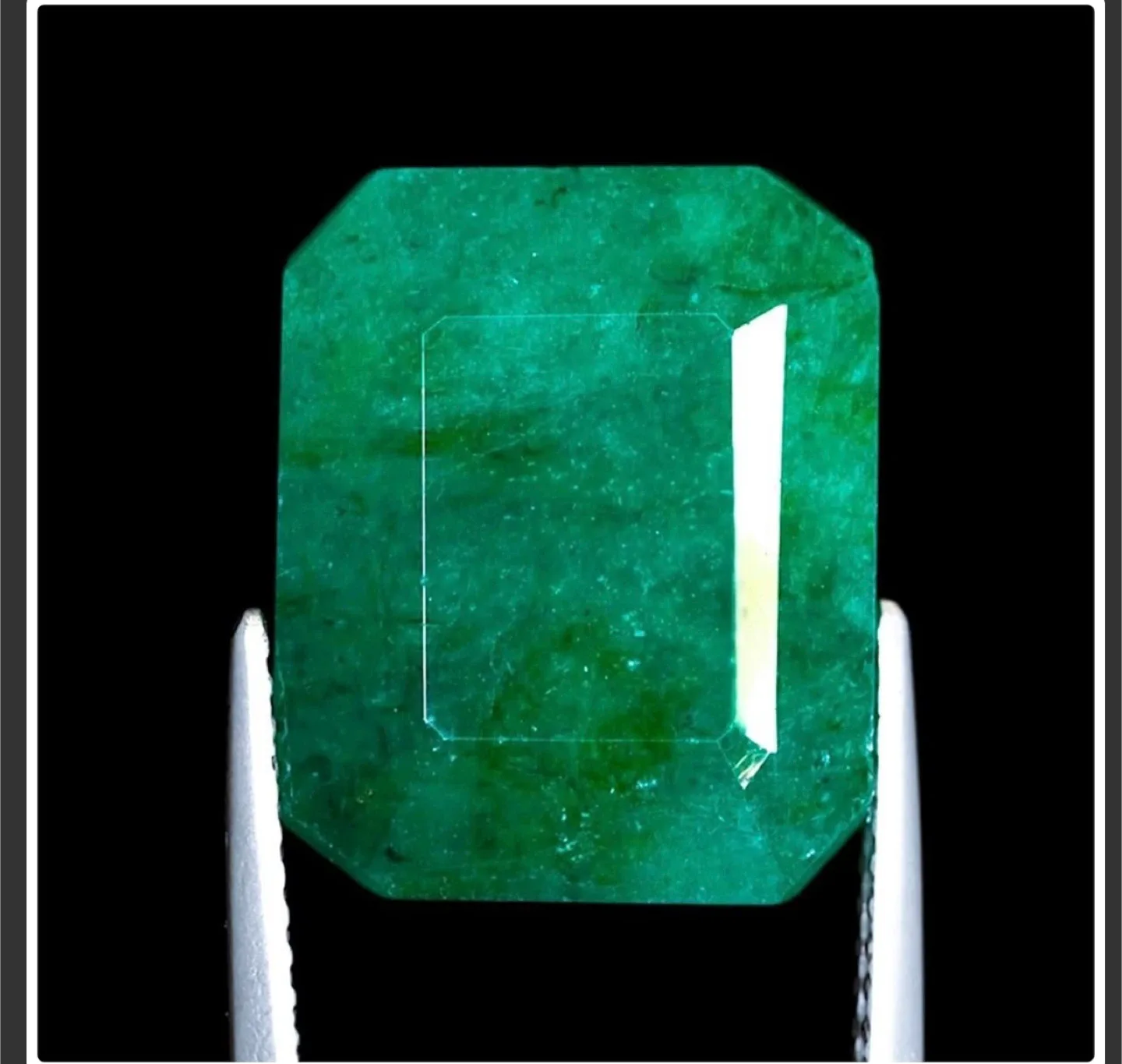 Natural Emerald Octagon Cut 17.70cts image indicator(3)