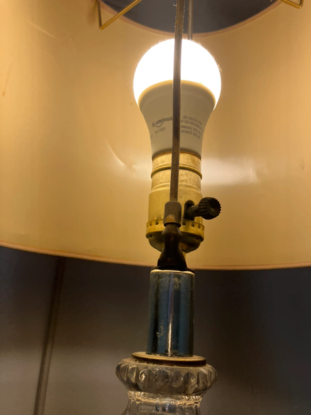 Vintage Crystal Table Lamp - photo 2