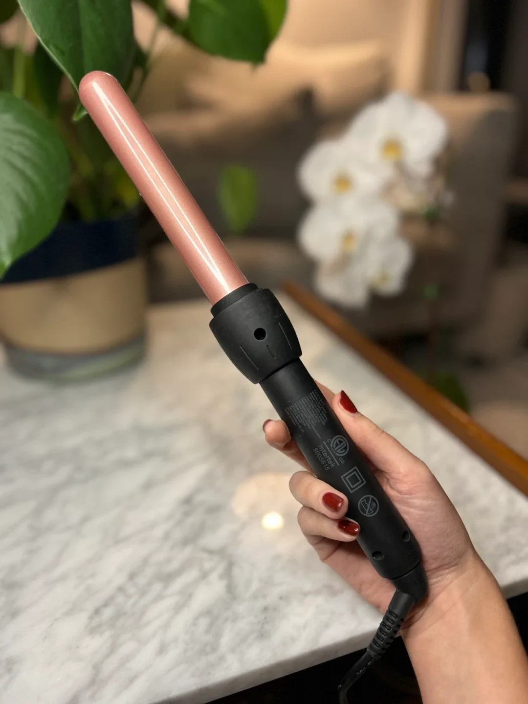 FoxyBae Rose Gold Curling Iron Wand image indicator(3)