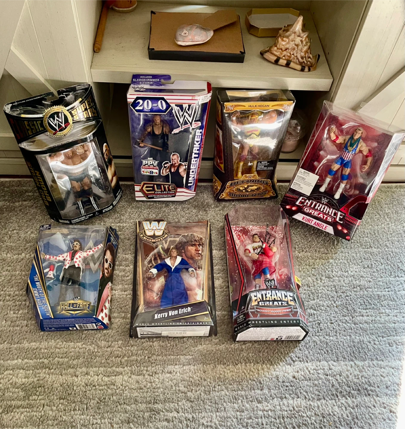 SOLD as a bundle-WWE Action Figures - Hulk Hogan & More! - photo 5