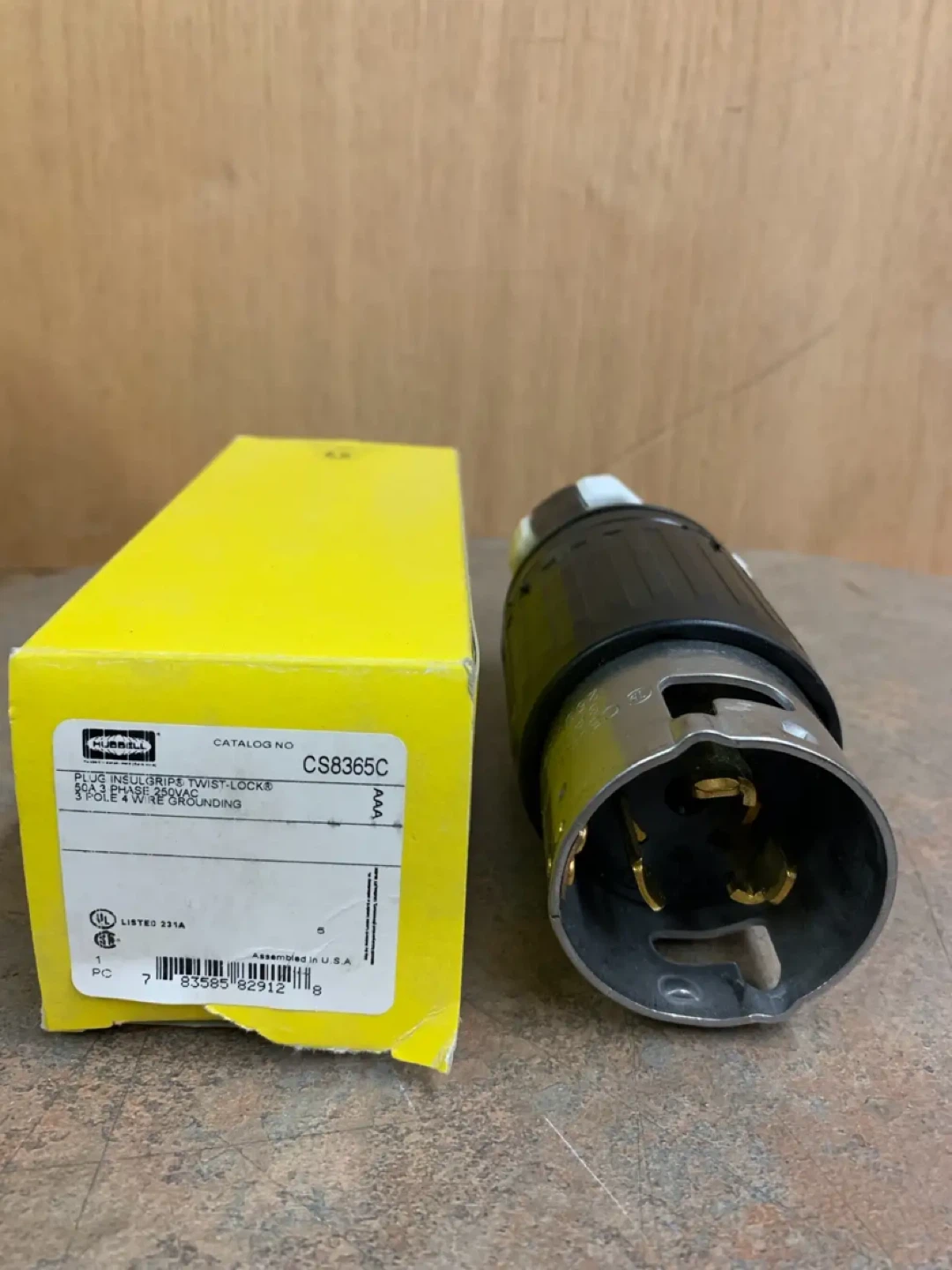 Hubbell CS8365C 50Amp Twistlock 3PH, 250VAC, 4 Wire Plug