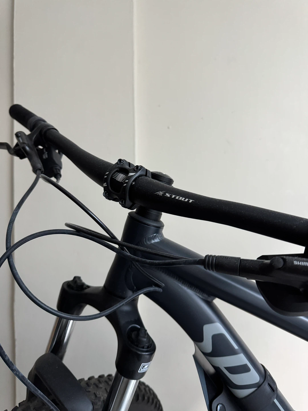 Specialized Stout Mountain Bike - photo 3